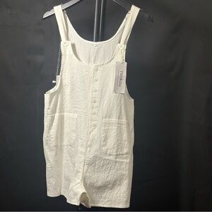 Women’s Elegant White Sleeveless Button-Front Jumpsuit